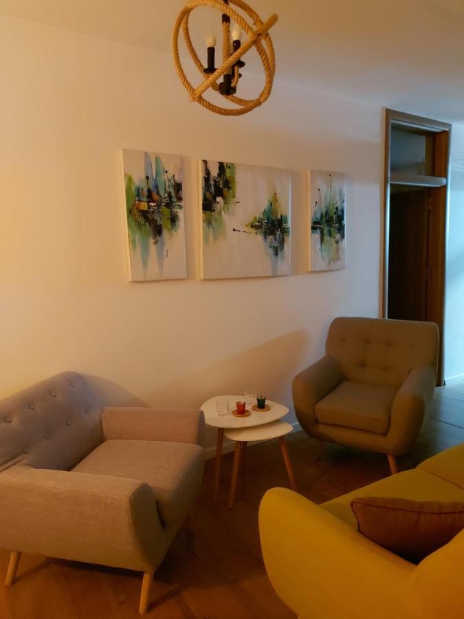 Aaa Apartment Pristina Exteriör bild
