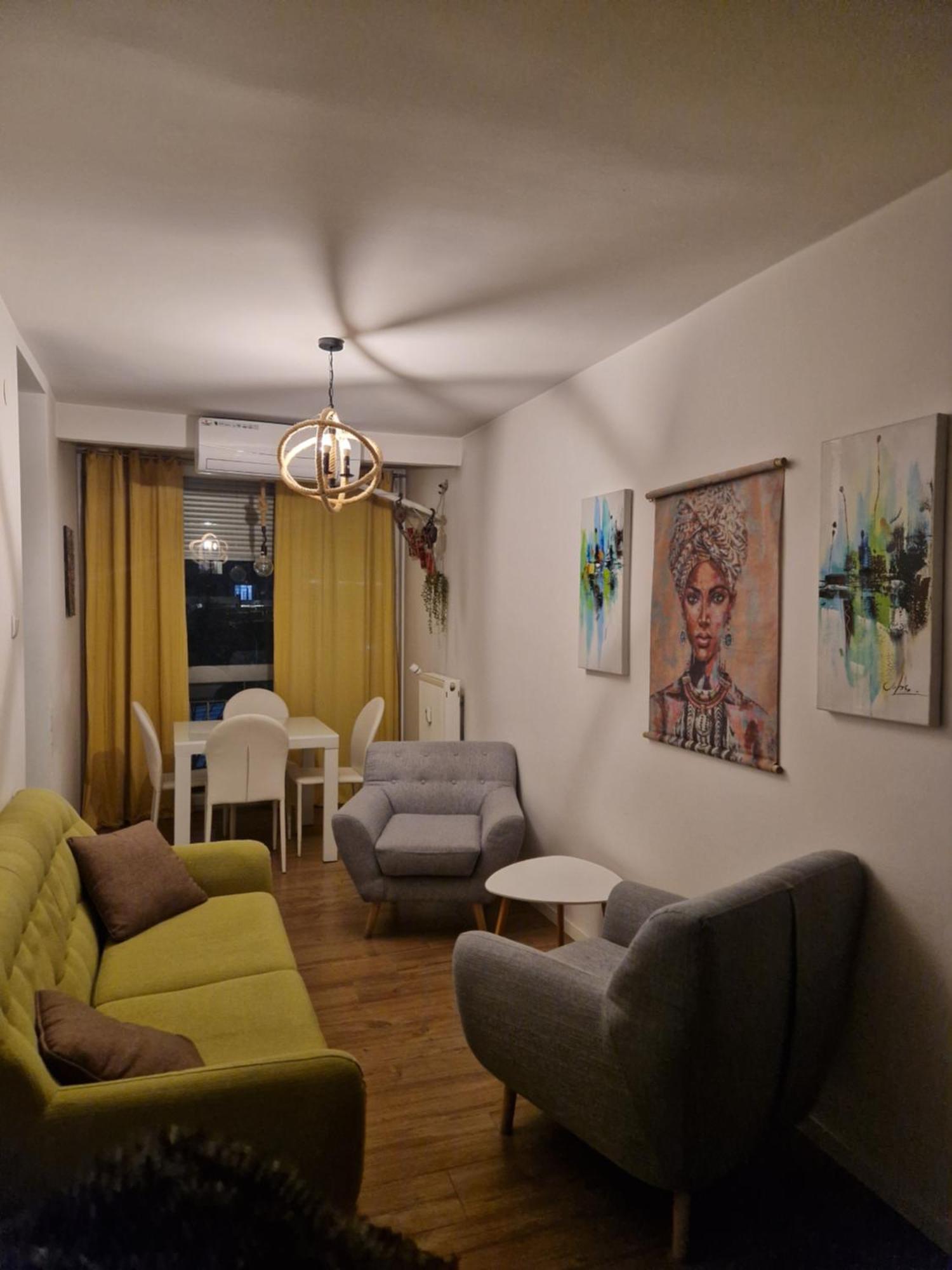 Aaa Apartment Pristina Exteriör bild